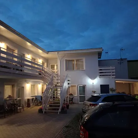 Aparthotel Rybacki Domek 50 Metrow Do Morza!