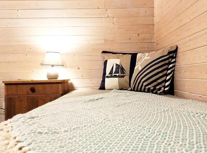 Apartmanhotel Rybacki 50 Metrow Do Morza! Dziwnów