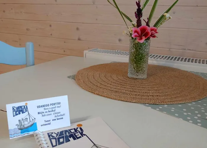 Apartmanhotel Rybacki 50 Metrow Do Morza! Dziwnów